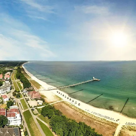 Strandhafer An Der Seebruecke Zingst Buitenkant foto